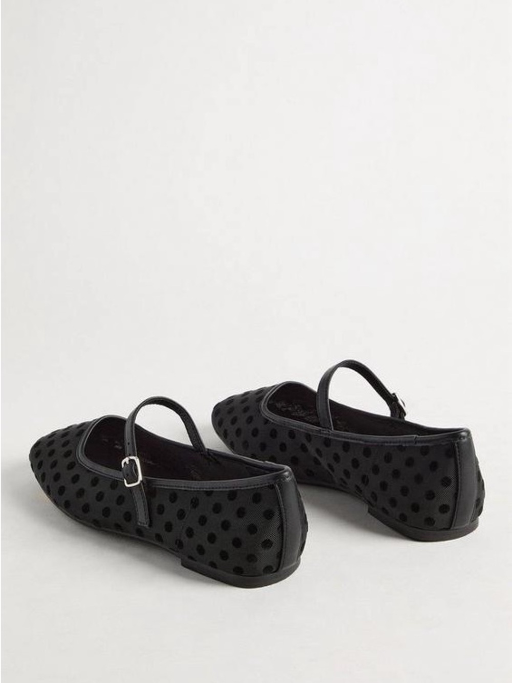 Torrid size 8.5 WW mesh strap flat black NWT - Picture 3 of 10